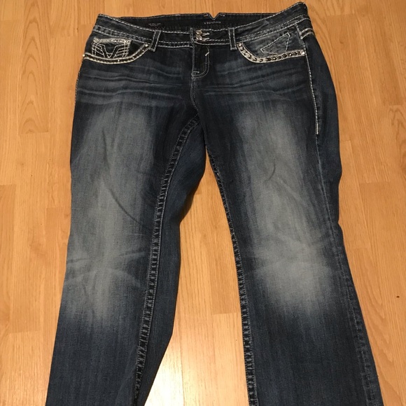 Vigoss Denim - Vigoss studded boot cut jeans size 18